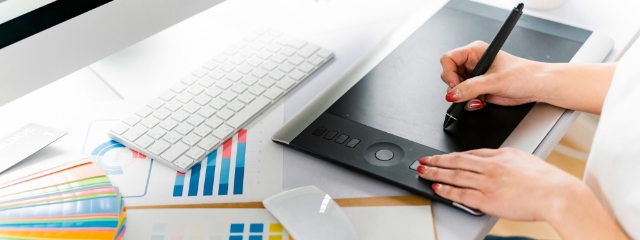 イラストを書いている写真